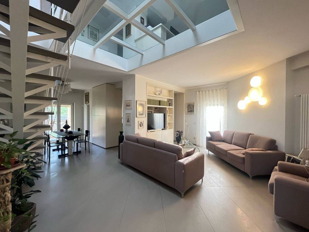 appartamento in vendita a Catanzaro in zona Santa Maria