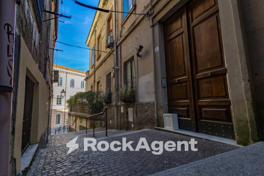appartamento in vendita a Catanzaro in zona Centro Città