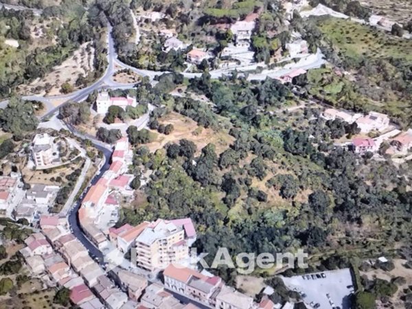 terreno agricolo in vendita a Catanzaro in zona Pontegrande