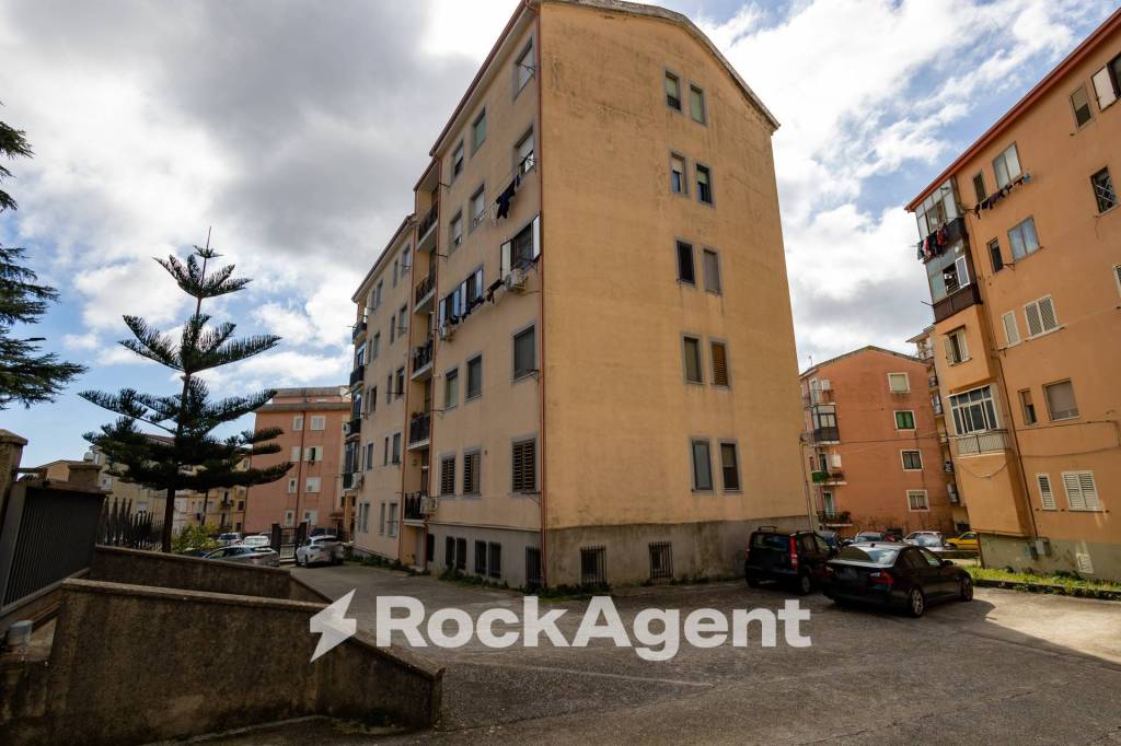 appartamento in vendita a Catanzaro in zona Mater Domini