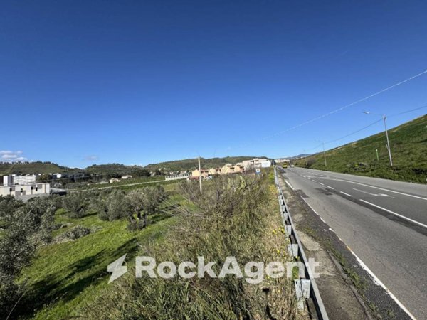 terreno agricolo in vendita a Catanzaro in zona Catanzaro Lido