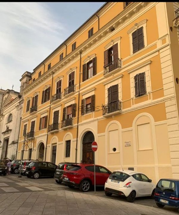appartamento in vendita a Catanzaro in zona Centro Città