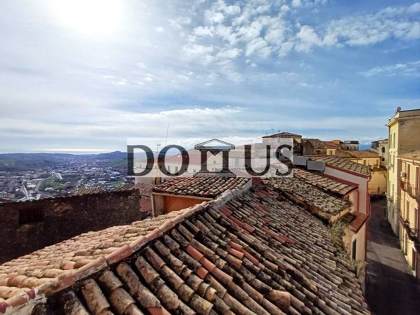 appartamento in vendita a Catanzaro in zona Centro Città