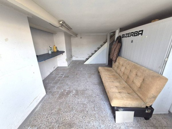 locale commerciale in vendita a Catanzaro in zona Santa Maria