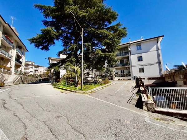 appartamento in vendita a Catanzaro in zona Centro Città