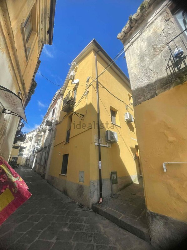 appartamento in vendita a Catanzaro in zona Centro Città