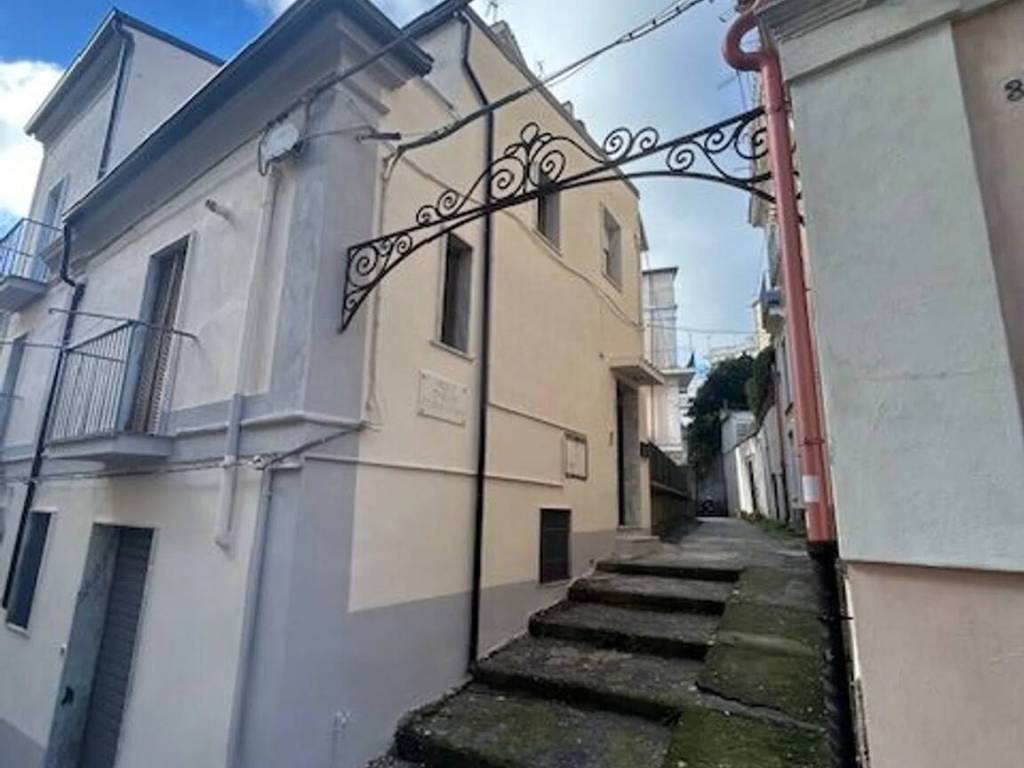 appartamento in vendita a Catanzaro in zona Centro Città