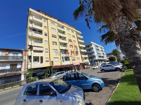 appartamento in vendita a Catanzaro in zona Catanzaro Lido
