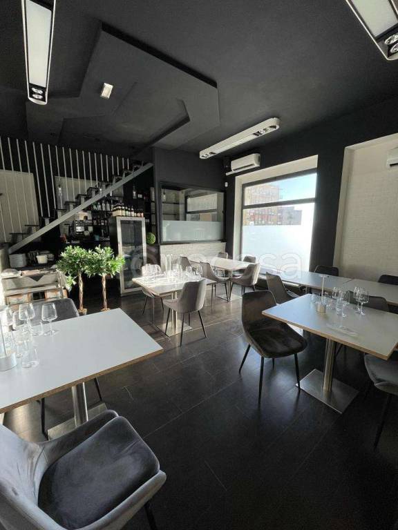 negozio in vendita a Catanzaro in zona Catanzaro Lido