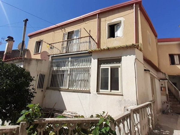 intera palazzina in vendita a Catanzaro in zona Sant'Elia