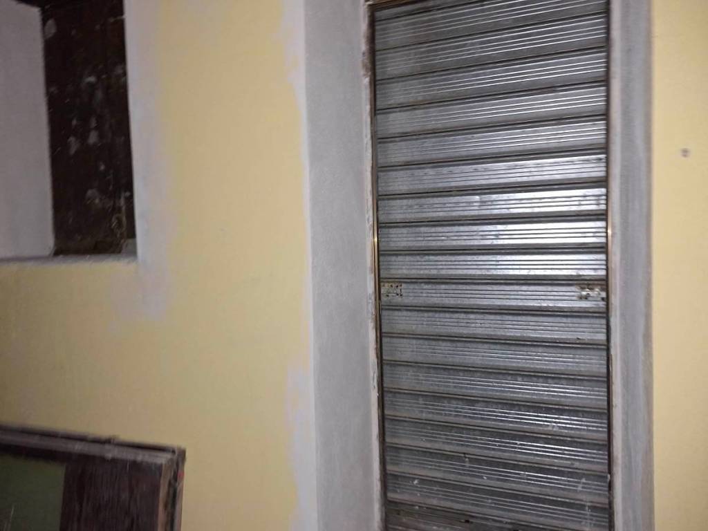 negozio in vendita a Catanzaro in zona Centro Città