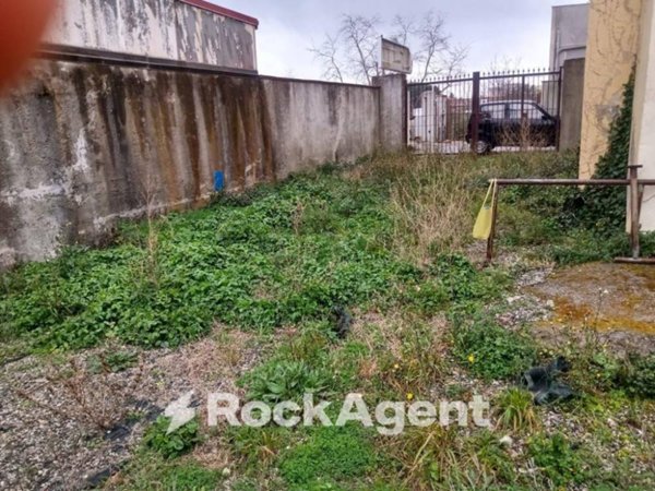 casa indipendente in vendita a Catanzaro in zona Centro Città