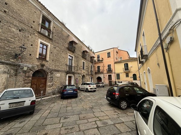 appartamento in vendita a Catanzaro in zona Centro Città