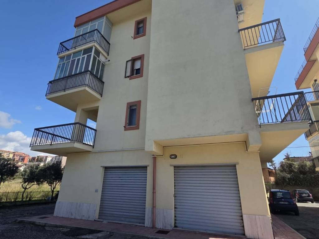 appartamento in vendita a Catanzaro in zona Gagliano