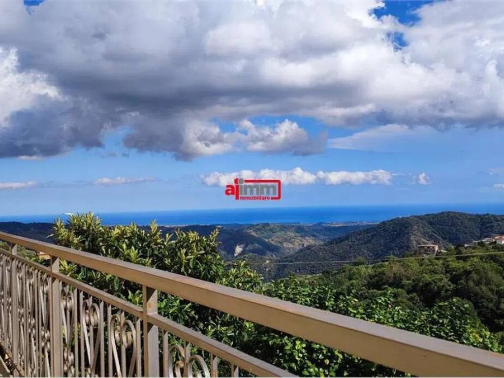 appartamento in vendita a Catanzaro in zona Sant'Elia