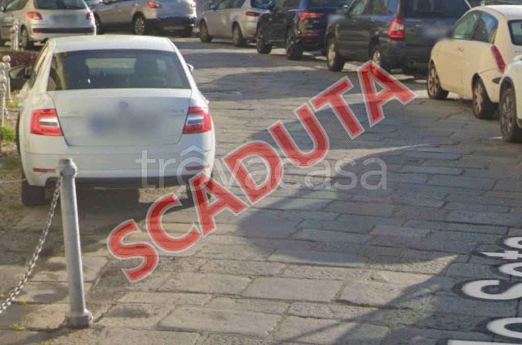 locale commerciale in vendita a Catanzaro