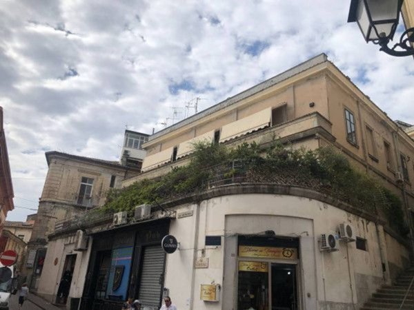 appartamento in vendita a Catanzaro in zona Centro Città