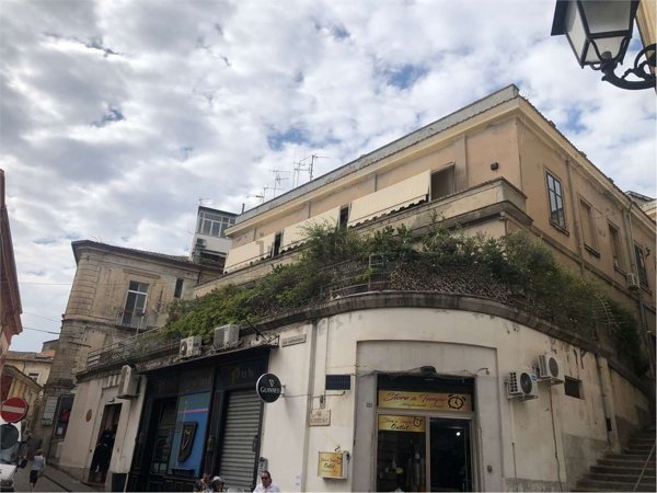 appartamento in vendita a Catanzaro in zona Centro Città
