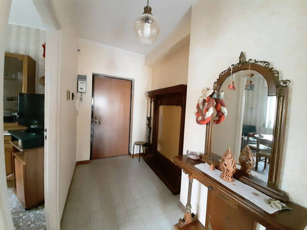 appartamento in vendita a Catanzaro in zona Pontepiccolo