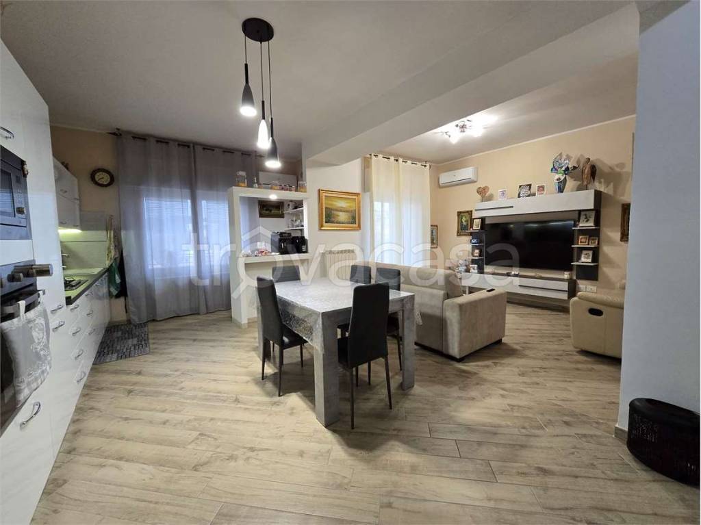 appartamento in vendita a Catanzaro in zona Catanzaro Lido