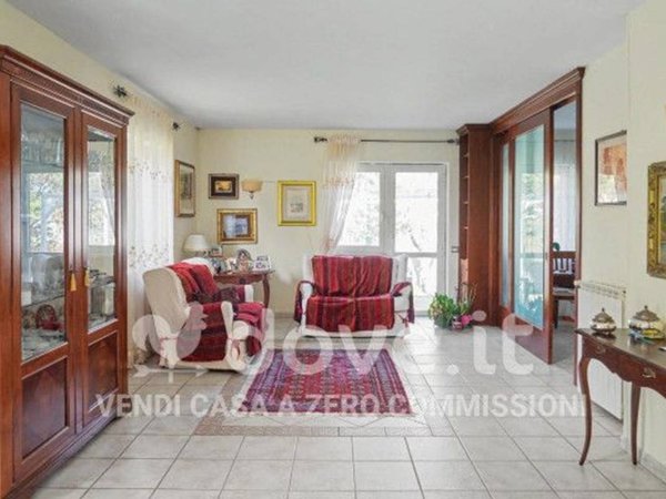 casa indipendente in vendita a Catanzaro in zona Centro Città