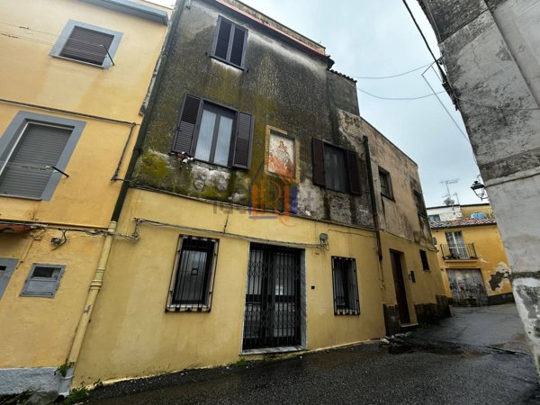 appartamento in vendita a Catanzaro in zona Centro Città
