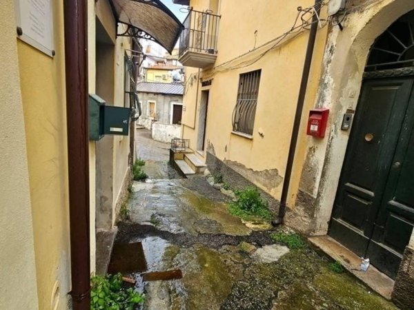 appartamento in vendita a Catanzaro in zona Centro Città
