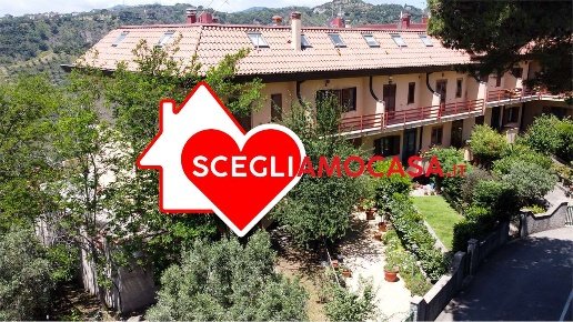 casa indipendente in vendita a Catanzaro in zona Pontepiccolo