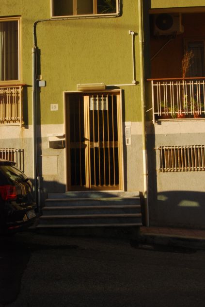 locale commerciale in vendita a Catanzaro in zona Mater Domini