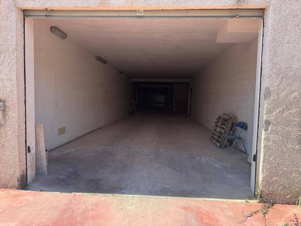 locale commerciale in vendita a Catanzaro in zona Catanzaro Lido