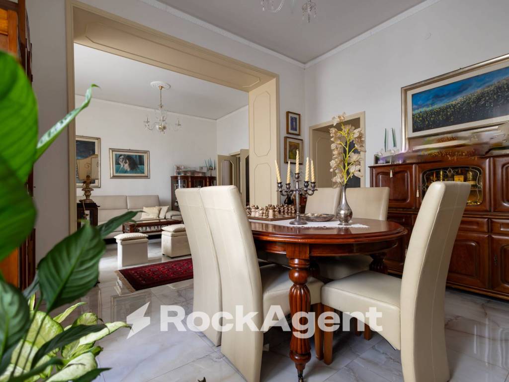 appartamento in vendita a Catanzaro in zona Centro Città