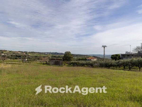 terreno edificabile in vendita a Catanzaro in zona Siano