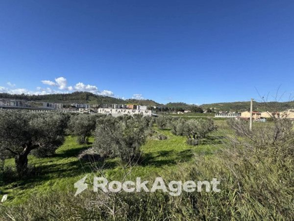 negozio in vendita a Catanzaro in zona Catanzaro Lido