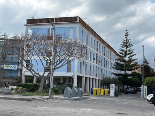 appartamento in vendita a Catanzaro in zona Catanzaro Lido