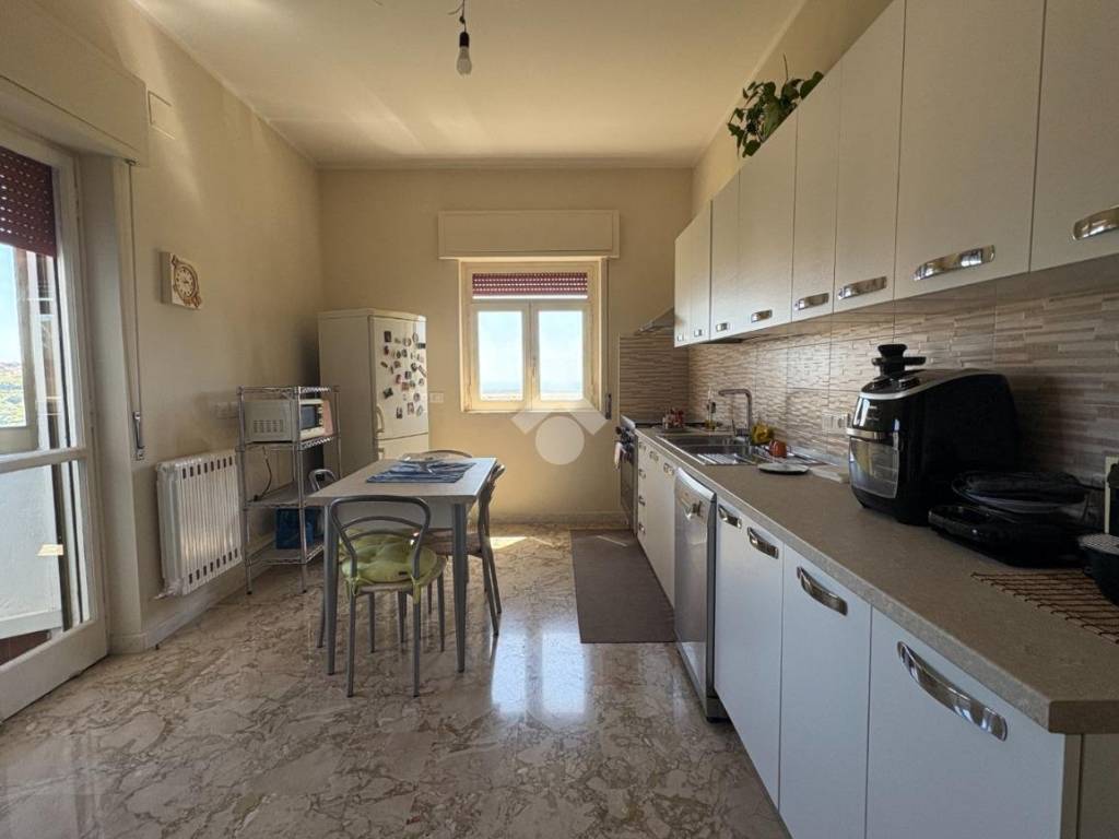 appartamento in vendita a Catanzaro in zona Pontepiccolo