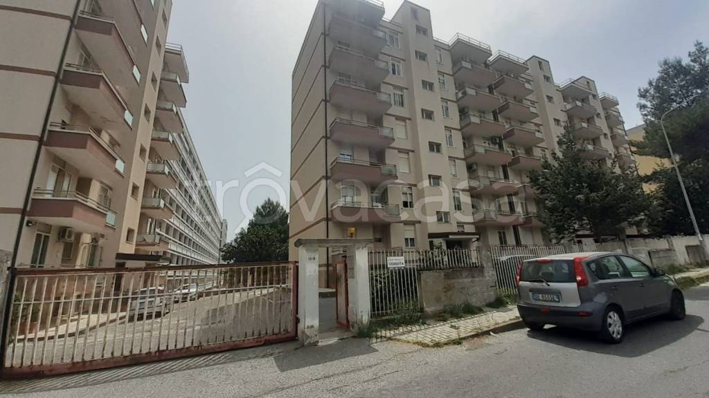 appartamento in vendita a Catanzaro in zona Catanzaro Lido