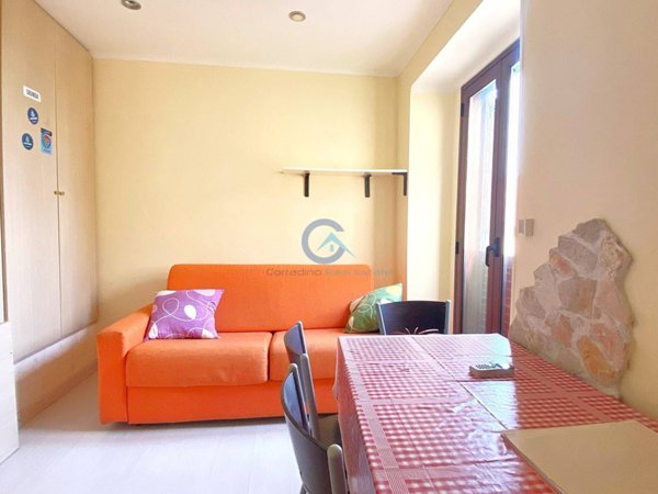 casa indipendente in vendita a Catanzaro in zona Centro Città