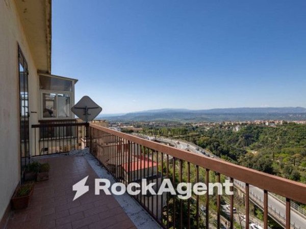 appartamento in vendita a Catanzaro in zona Pontepiccolo