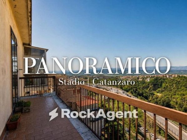 appartamento in vendita a Catanzaro in zona Pontepiccolo