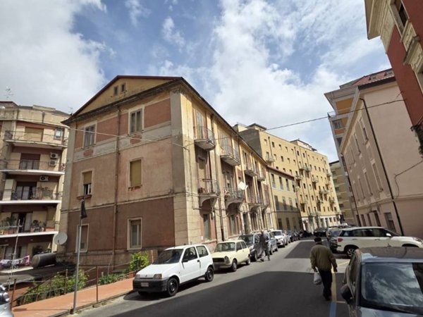 appartamento in vendita a Catanzaro in zona Centro Città