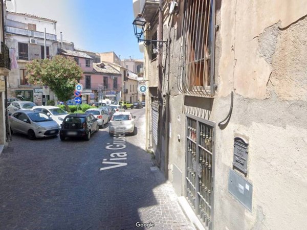 negozio in vendita a Catanzaro in zona Centro Città