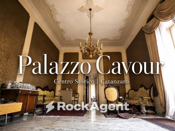 appartamento in vendita a Catanzaro in zona Centro Città
