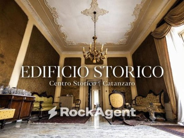 appartamento in vendita a Catanzaro in zona Centro Città