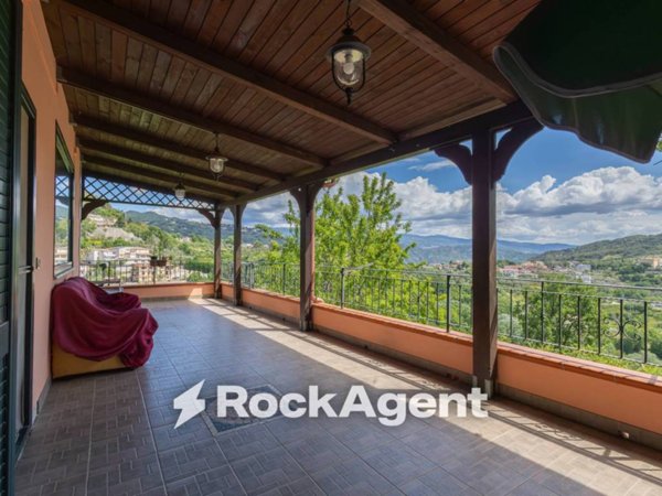 appartamento in vendita a Catanzaro in zona Pontegrande
