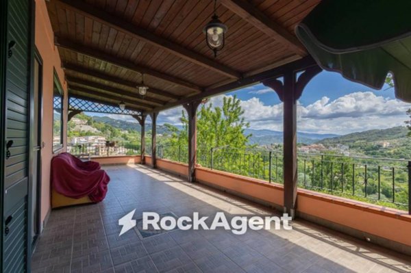 appartamento in vendita a Catanzaro in zona Pontegrande