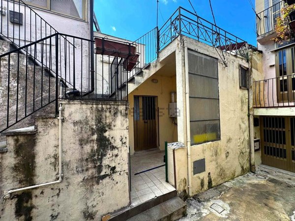 appartamento in vendita a Catanzaro in zona Gagliano