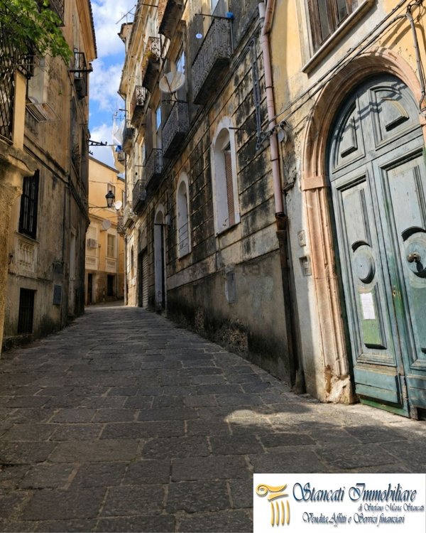 appartamento in vendita a Catanzaro in zona Centro Città