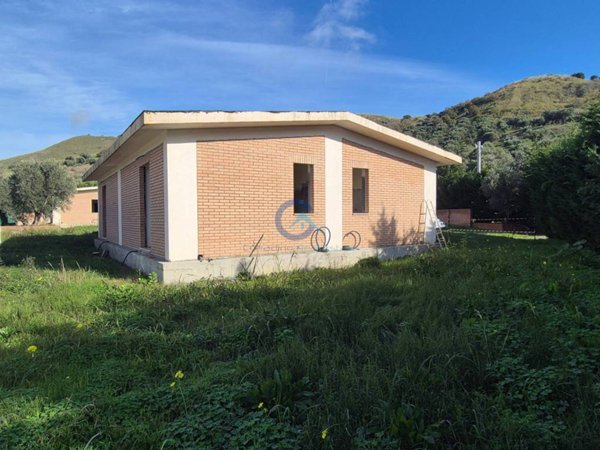 casa indipendente in vendita a Catanzaro in zona Germaneto
