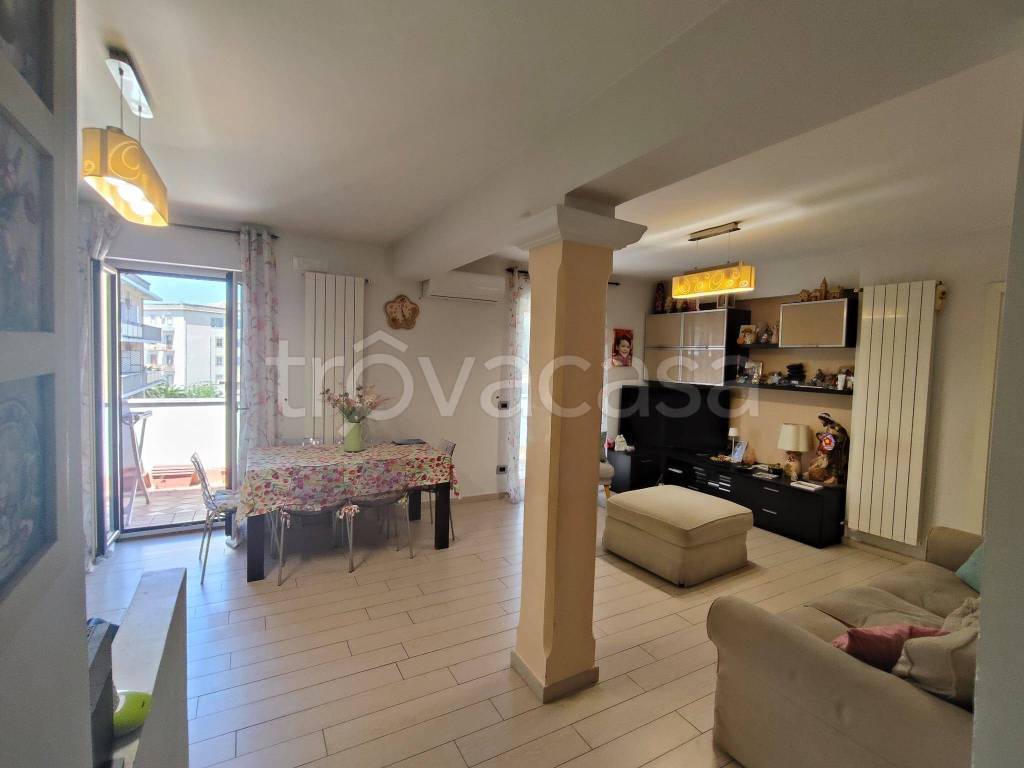 appartamento in vendita a Catanzaro in zona Pontepiccolo