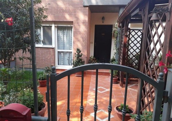 casa indipendente in vendita a Catanzaro in zona Gagliano